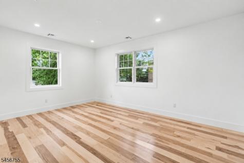 941 Lincoln Avenue E Cranford NJ 07016