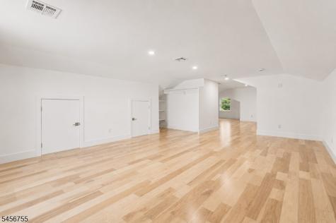 941 Lincoln Avenue E Cranford NJ 07016