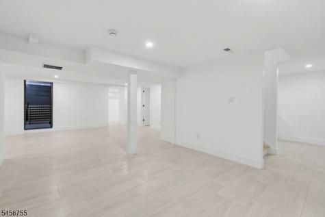 941 Lincoln Avenue E Cranford NJ 07016