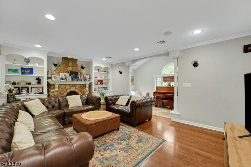 2319 Colonial Drive Rahway NJ 07065