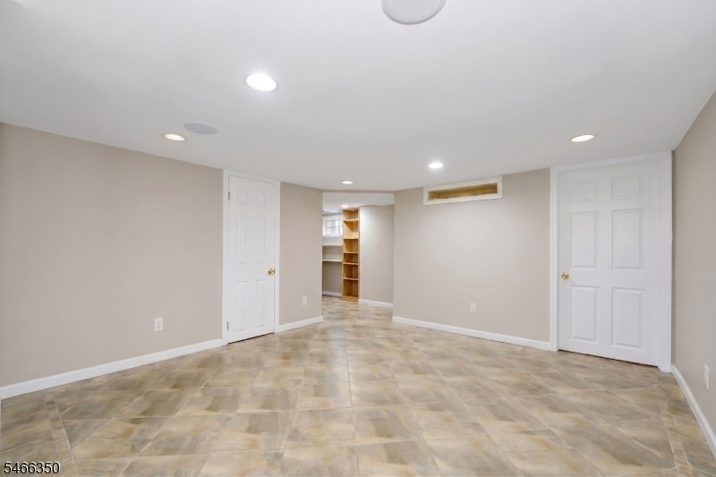 2319 Colonial Drive Rahway NJ 07065