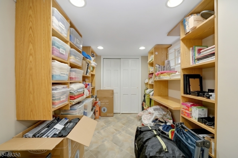2319 Colonial Drive Rahway NJ 07065