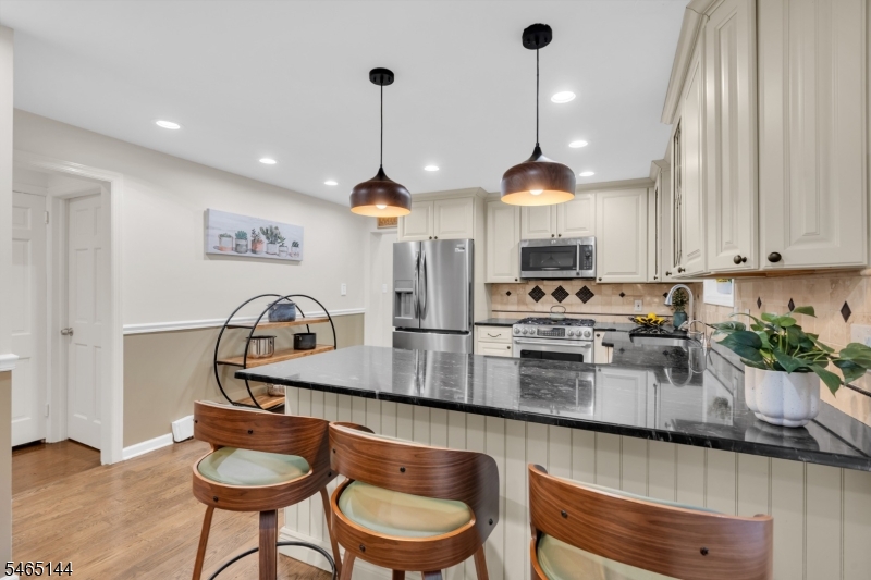 15 Ferguson Road Warren NJ 07059