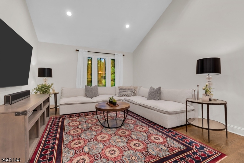 15 Ferguson Road Warren NJ 07059