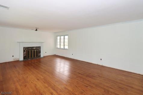 1495 Fox Trail Mountainside NJ 07092