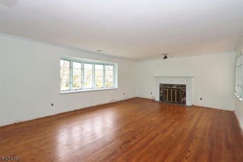 1495 Fox Trail Mountainside NJ 07092