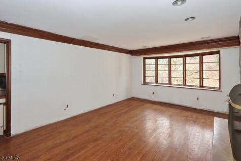 1495 Fox Trail Mountainside NJ 07092