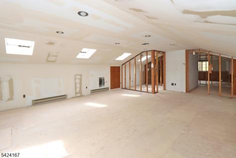 1495 Fox Trail Mountainside NJ 07092