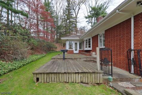 1495 Fox Trail Mountainside NJ 07092