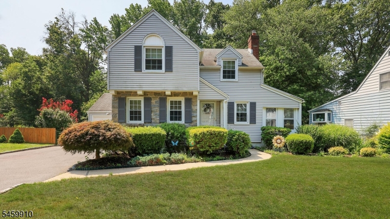 11 Munsee Drive Cranford NJ 07016