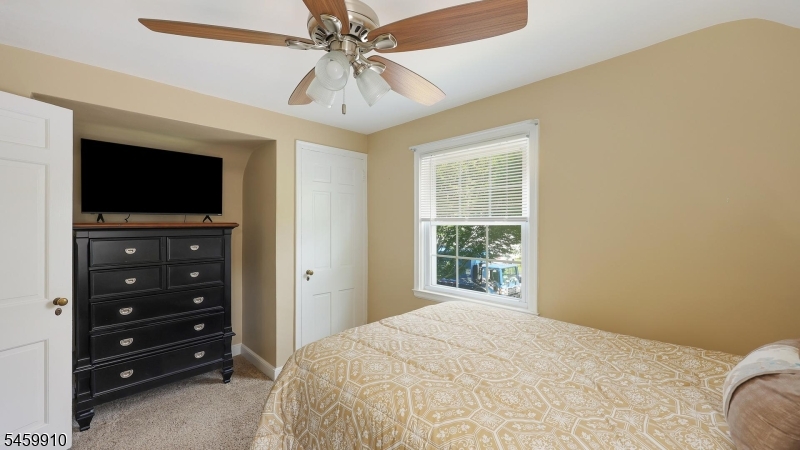 11 Munsee Drive Cranford NJ 07016