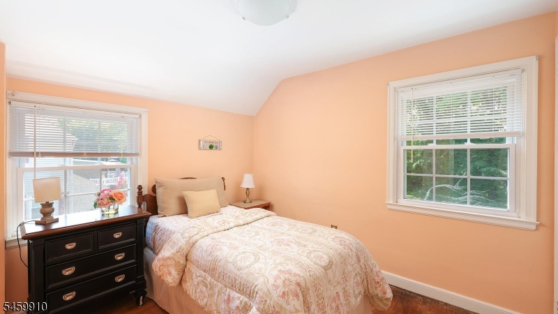 11 Munsee Drive Cranford NJ 07016