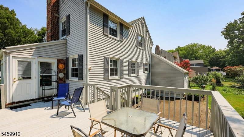 11 Munsee Drive Cranford NJ 07016