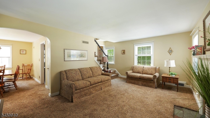11 Munsee Drive Cranford NJ 07016