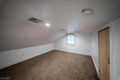 51 Greenwich Drive Bergenfield NJ 07621