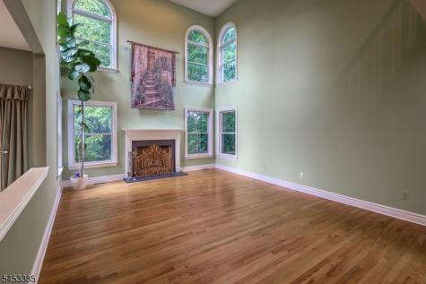 199 County Road 517 Tewksbury NJ 07830