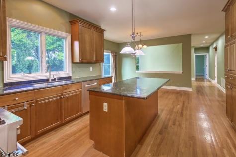 199 County Road 517 Tewksbury NJ 07830