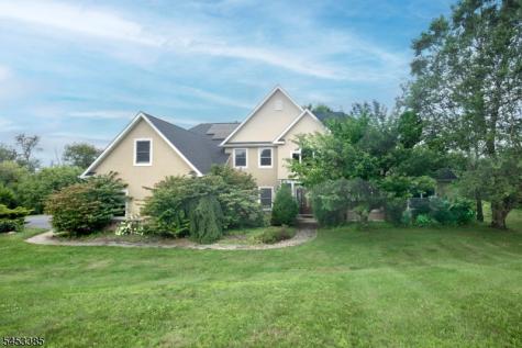 199 County Road 517 Tewksbury NJ 07830
