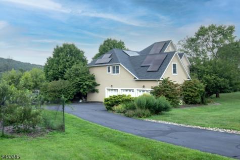 199 County Road 517 Tewksbury NJ 07830