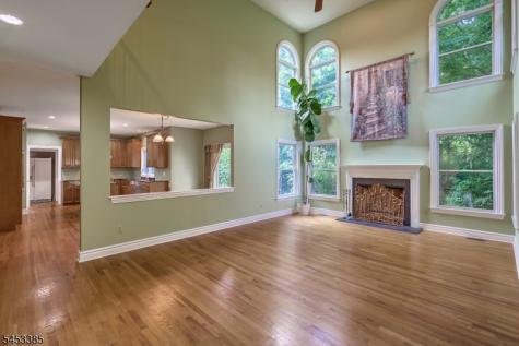 199 County Road 517 Tewksbury NJ 07830