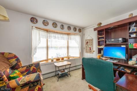 31 Iroquois Trail Denville NJ 07834