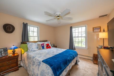 31 Iroquois Trail Denville NJ 07834