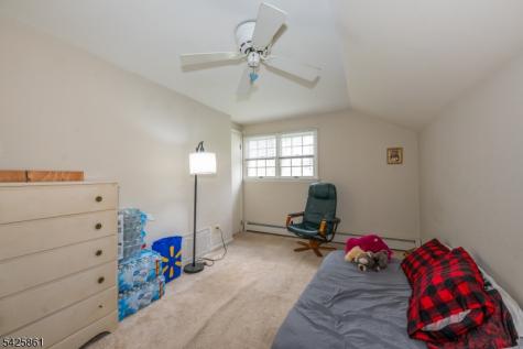 31 Iroquois Trail Denville NJ 07834