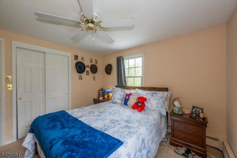 31 Iroquois Trail Denville NJ 07834