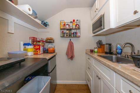 31 Iroquois Trail Denville NJ 07834
