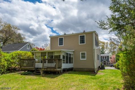 31 Iroquois Trail Denville NJ 07834