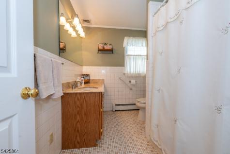 31 Iroquois Trail Denville NJ 07834