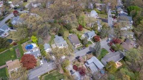 31 Iroquois Trail Denville NJ 07834