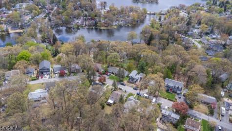 31 Iroquois Trail Denville NJ 07834