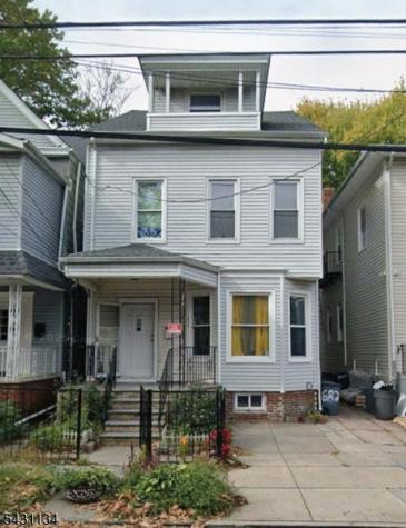 686 E 25th Street Paterson NJ 07504