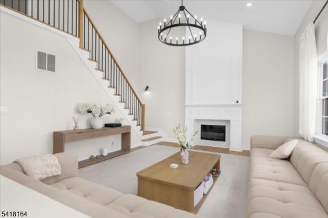 86 Treetops Circle Franklin NJ 08540