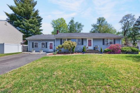126 Jay Place Middlesex NJ 08846