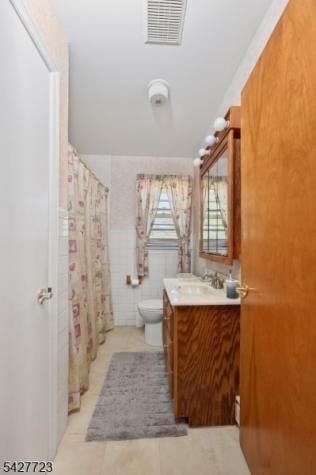 126 Jay Place Middlesex NJ 08846