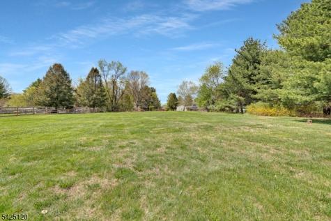 33 Hog Hollow Road Alexandria NJ 08867