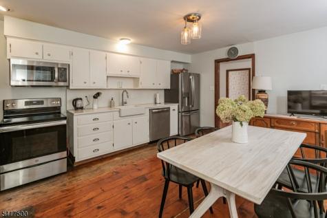 46 Poor Farm Road Hopewell NJ 08534