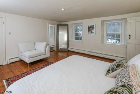 46 Poor Farm Road Hopewell NJ 08534