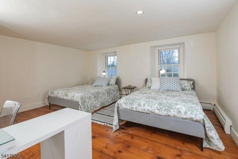 46 Poor Farm Road Hopewell NJ 08534