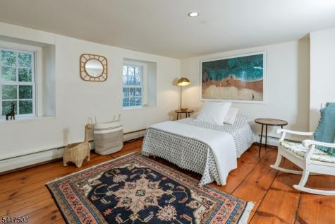 46 Poor Farm Road Hopewell NJ 08534