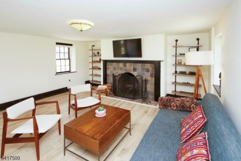 46 Poor Farm Road Hopewell NJ 08534