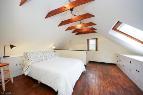 46 Poor Farm Road Hopewell NJ 08534