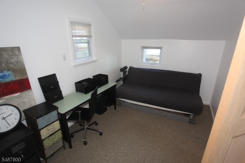 76 Ithanell Road Hopatcong NJ 07843