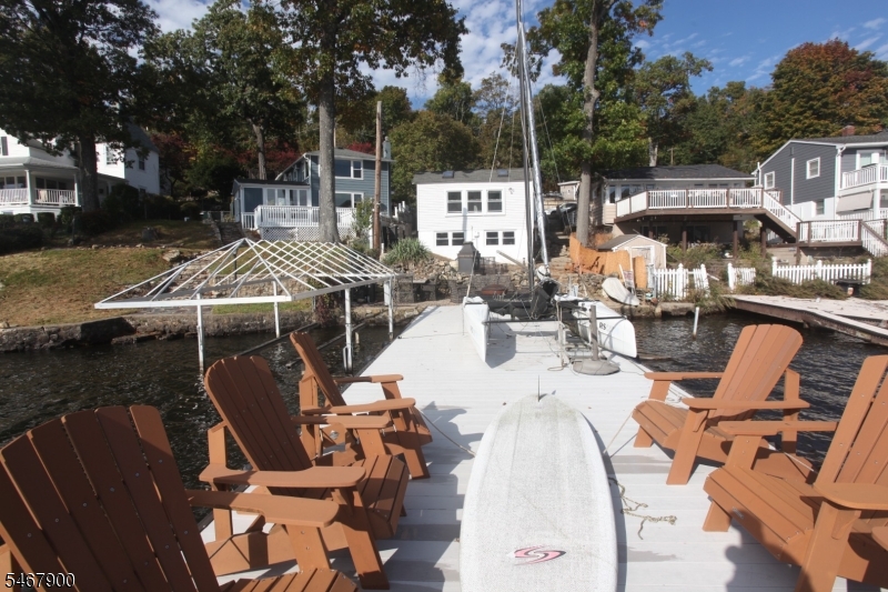 76 Ithanell Road Hopatcong NJ 07843