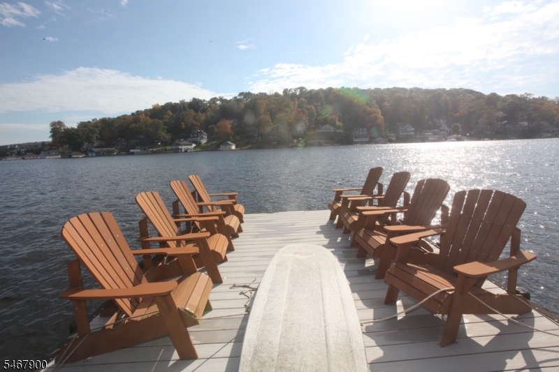 76 Ithanell Road Hopatcong NJ 07843