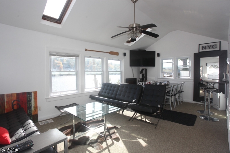 76 Ithanell Road Hopatcong NJ 07843