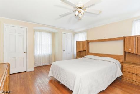 442 Seven Oaks Road City Of Orange NJ 07050
