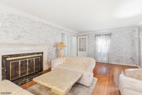 442 Seven Oaks Road City Of Orange NJ 07050